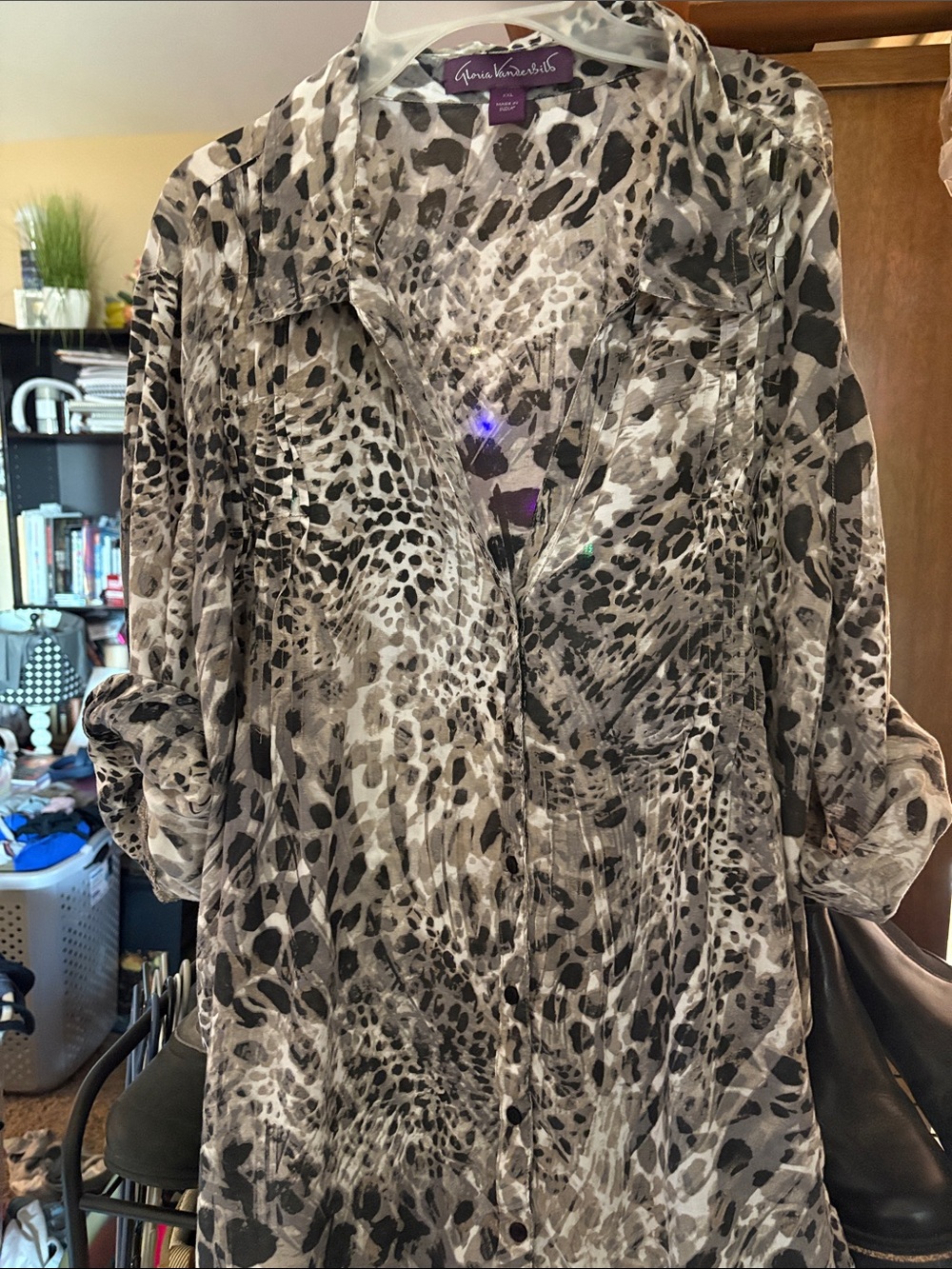 Gloria Vanderbilt Black and White Animal Print Button-Down Blouse